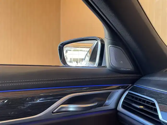 ＢＭＷ ７４０ｄ xDrive Mスポーツ 愛知県 2017(平29)年 6.7万km グレイシャーシルバー BMW Individualエクスクルーシブナッパレザーシート/リアエンターテインメント/ハイグロスシャドー/サンルーフ/純正ナビ/360度カメラ/フルセグTV/ACC/レーンキープアシスト/ブラインドスポットアシスト/純正20インチアルミ