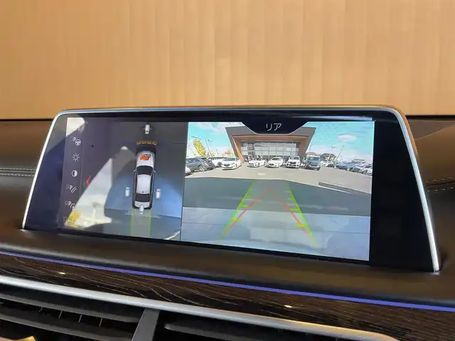 ＢＭＷ ７４０ｄ xDrive Mスポーツ 愛知県 2017(平29)年 6.7万km グレイシャーシルバー BMW Individualエクスクルーシブナッパレザーシート/リアエンターテインメント/ハイグロスシャドー/サンルーフ/純正ナビ/360度カメラ/フルセグTV/ACC/レーンキープアシスト/ブラインドスポットアシスト/純正20インチアルミ