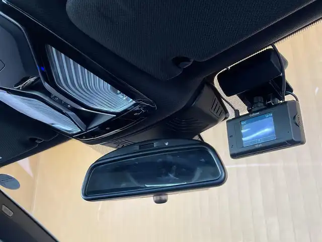 ＢＭＷ ７４０ｄ xDrive Mスポーツ 愛知県 2017(平29)年 6.7万km グレイシャーシルバー BMW Individualエクスクルーシブナッパレザーシート/リアエンターテインメント/ハイグロスシャドー/サンルーフ/純正ナビ/360度カメラ/フルセグTV/ACC/レーンキープアシスト/ブラインドスポットアシスト/純正20インチアルミ