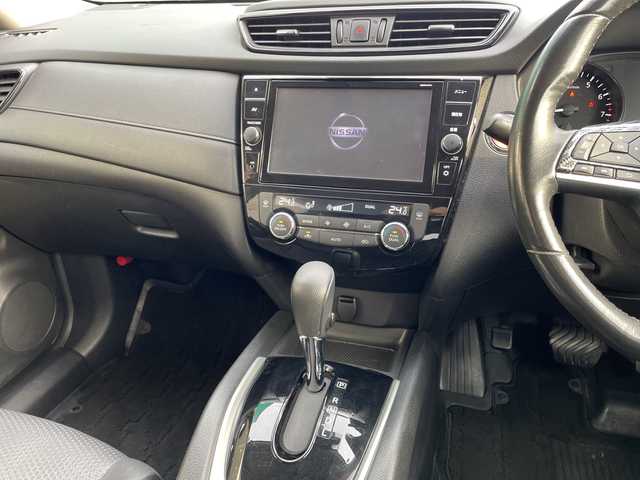 日産 エクストレイル 20X 青森県 2017(平29)年 9.2万km チタニウムカーキ 4WD/純正9インチナビ・フルセグTV/CD・DVD・Bluetooth・USB・AUX/OPアラウンドビューモニター/OPインテリジェントルームミラー/パワーバックドア/OP前後席シートヒーター/エマージェンシーブレーキ/踏み間違い衝突防止アシスト/車線逸脱警報/フロント・バックソナー/ビルトインETC/LEDヘッドライト/フォグランプ/純正18インチアルミ/OPシルバールーフレール/インテリキー/プッシュスタート