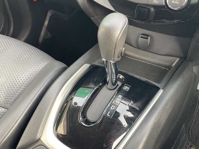 日産 エクストレイル 20X 青森県 2017(平29)年 9.2万km チタニウムカーキ 4WD/純正9インチナビ・フルセグTV/CD・DVD・Bluetooth・USB・AUX/OPアラウンドビューモニター/OPインテリジェントルームミラー/パワーバックドア/OP前後席シートヒーター/エマージェンシーブレーキ/踏み間違い衝突防止アシスト/車線逸脱警報/フロント・バックソナー/ビルトインETC/LEDヘッドライト/フォグランプ/純正18インチアルミ/OPシルバールーフレール/インテリキー/プッシュスタート