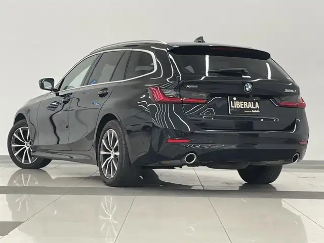 ＢＭＷ ３２０ｄ xDrive ツーリング 岡山県 2019(令1)年 5.4万km サファイアブラックP 純正ナビ/ドライビングアシストプロフェッショナル/ACC/PDC/レーンコントロールアシスト/車線逸脱警告/トラフィックサインアシスト/衝突回避、被害軽減ブレーキ/後車衝突警告/アクティブヘッドライト/パーキングアシスト/ハイビームアシスト/リバースアシスト/リアビューアシスト/360°カメラ/CBC/DBC/DSC/パワーバックドア/シートヒーター/ミラー一体型ETC
