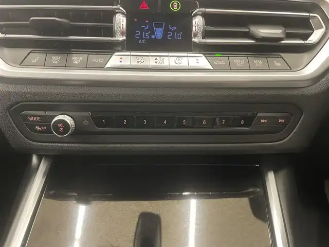 ＢＭＷ ３２０ｄ xDrive ツーリング 岡山県 2019(令1)年 5.4万km サファイアブラックP 純正ナビ/ドライビングアシストプロフェッショナル/ACC/PDC/レーンコントロールアシスト/車線逸脱警告/トラフィックサインアシスト/衝突回避、被害軽減ブレーキ/後車衝突警告/アクティブヘッドライト/パーキングアシスト/ハイビームアシスト/リバースアシスト/リアビューアシスト/360°カメラ/CBC/DBC/DSC/パワーバックドア/シートヒーター/ミラー一体型ETC