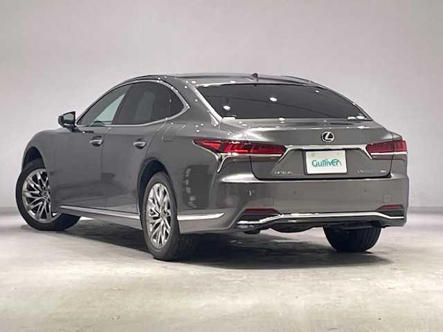 レクサス ＬＳ 500h Iパッケージ 宮城県 2017(平29)年 4.6万km マンガンラスター サンルーフ/４WD/レクサスセーフティシステム/・プリクラッシュセーフティ/・レーンディパーチャーアラート/・レーダークルーズコントロール/・アダプティブハイビームシステム/・ロードサインアシスト/・先行車発進告知機能/・パーキングサポートブレーキ/・ブラインドスポットモニター/純正SDナビ/・Bluetooth/CD/DVD/USB/・フルセグTV/・2.0ETC/・全方位カメラ/アイドリングストップ/電子パーキング/・オートブレーキホールド/革巻きステアリング/・ステアリングヒーター/・ステアリングスイッチ/パワーシート（運転席/助手席）/・シートヒーター（全席）/プッシュスタート/・スマートキー/LEDヘッドライト/・オートライト/・オートハイビーム/純正フロアマット/純正アルミホイール