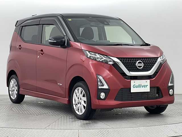 日産 デイズ HWS X プロパイロットED 新潟県 2020(令2)年 2.9万km スパークリングレッド/ブラック 4WD/禁煙車/社外メモリナビ/フルセグ/CN-RE06WD/　CD/DVD/SD/Bluetooth/全周囲カメラ/プロパイロット/コーナーセンサー/前席シートヒーター/スマートキー×２/LEDヘッドライト/オートライト/フォグランプ/革巻きステアリング/純正アルミ１４インチ/プッシュスタート/電動格納式ミラー/ETC