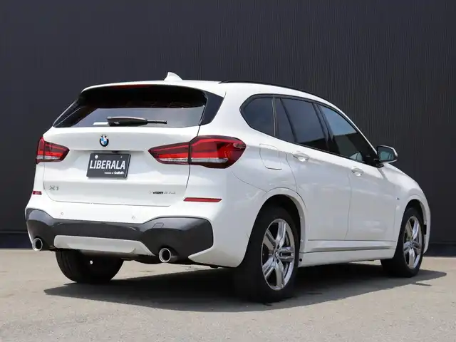 ＢＭＷ Ｘ１ xDrive 18d Mスポーツ 静岡県 2021(令3)年 0.9万km アルピンホワイトⅢ 衝突軽減ブレーキ　/半革　/ＡＣＣ　/純正１８ＡＷ　/ＥＴＣ　/ＬＥＤ　/アンビエントライト　/アイドリングストップ　/電動リアゲート　/パドルシフト　/コーナーセンサー　/スマートキー　/社外ドライブレコーダー
