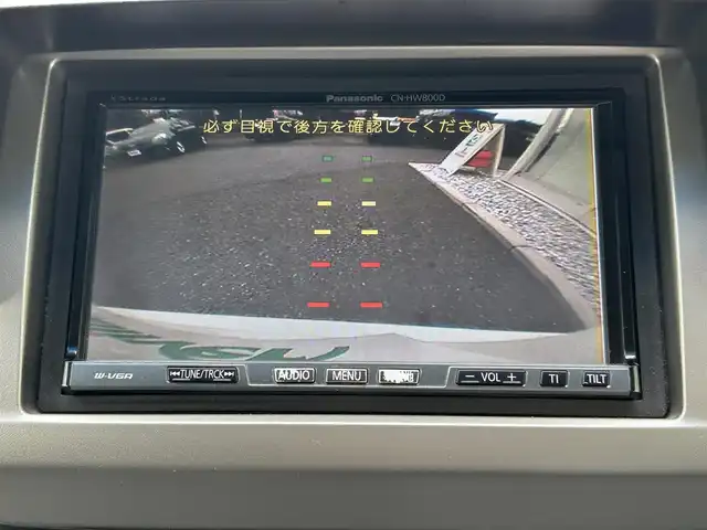ホンダ フリード ハイブリット ジャストセレクション+ 福岡県 2014(平26)年 7万km ホワイトオーキッドパール ・純正ナビ/（バックカメラ/DVD再生/・ETC/・クルーズコントロール/・両側パワースライドドア/・ウォークスルー/・キセノンヘッドライト/・純正フロアマット/・アルミホイール/・CDチェンジャー/・スマートキー
