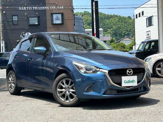 マツダ デミオ 13S ツーリング 静岡県 2017(平29)年 9.6万km エターナルブルーマイカ 純正ナビ/フルセグTV/DVD/CD/BT/USB/バックカメラ/衝突軽減ブレーキ/レーンキープアシスト/ブラインドスポットモニター/前席シートヒーター /LEDヘッドライト/ETC/ステアリングスイッチ/スマートキー×2/保証書/取扱説明書/R2/4/6/7点検記録簿有