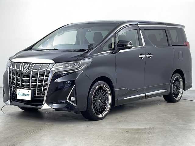 トヨタ アルファード X 道央・札幌 2018(平30)年 8.1万km ブラック ・4WD/・寒冷地仕様/・社外フローティングSDナビ&フルセグ&CD&DVD&SD&BT&ipod&USB&HDMI/・トヨタセーフティセンス/・プリクラッシュセーフティ/・レーダークルーズコントロール/・レーンキープアシスト/・ヒルスタートアシスト/・クリアランスソナー/・ロードサインアシスト/・レーンディパーチャーアラート/・オートマチックハイビーム/・片側パワースライドドア/・バックカメラ/・後席用モニター×2/・社外全方位ドライブレコーダー/・社外エンジンスターター/・フロントワイパーデアイサー/・ビルトインETC/・社外サイド&リアエアロ/・革巻きステアリング/・ステアリングスイッチ/・革調シートカバー/・純正フロアマット/・オートライト/・LEDヘッドライト/・フォグランプ/・スマートキー/・スペアキー/・アイドリングストップ/・プッシュスタート/・横滑り防止/・社外20インチAW