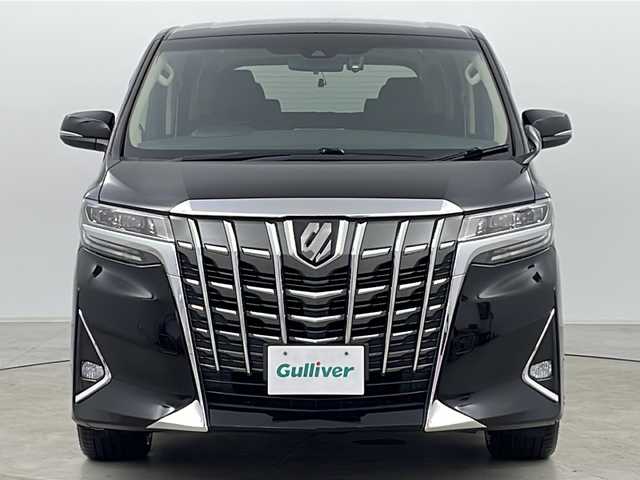 トヨタ アルファード X 道央・札幌 2018(平30)年 8.1万km ブラック ・4WD/・寒冷地仕様/・社外フローティングSDナビ&フルセグ&CD&DVD&SD&BT&ipod&USB&HDMI/・トヨタセーフティセンス/・プリクラッシュセーフティ/・レーダークルーズコントロール/・レーンキープアシスト/・ヒルスタートアシスト/・クリアランスソナー/・ロードサインアシスト/・レーンディパーチャーアラート/・オートマチックハイビーム/・片側パワースライドドア/・バックカメラ/・後席用モニター×2/・社外全方位ドライブレコーダー/・社外エンジンスターター/・フロントワイパーデアイサー/・ビルトインETC/・社外サイド&リアエアロ/・革巻きステアリング/・ステアリングスイッチ/・革調シートカバー/・純正フロアマット/・オートライト/・LEDヘッドライト/・フォグランプ/・スマートキー/・スペアキー/・アイドリングストップ/・プッシュスタート/・横滑り防止/・社外20インチAW