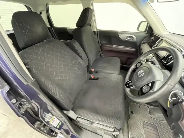 ホンダ Ｎ ＯＮＥ プレミアム ツアラー 群馬県 2014(平26)年 7.6万km プレミアムブルームーンパール 純正７インチナビ　バックカメラ　クルーズコントロール　ＨＩＤライト　オートライト　ベンチシート　社外１３インチＡＷ　ステアリングリモコン　パドルシフト　プッシュスタート　スマートキー　ＥＴＣ　禁煙車