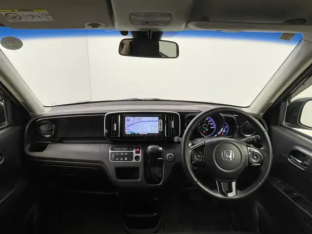 ホンダ Ｎ ＯＮＥ プレミアム ツアラー 群馬県 2014(平26)年 7.6万km プレミアムブルームーンパール 純正７インチナビ　バックカメラ　クルーズコントロール　ＨＩＤライト　オートライト　ベンチシート　社外１３インチＡＷ　ステアリングリモコン　パドルシフト　プッシュスタート　スマートキー　ＥＴＣ　禁煙車