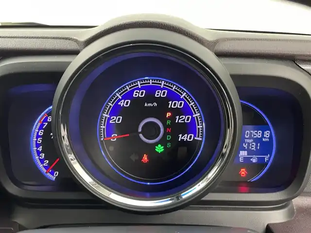 ホンダ Ｎ ＯＮＥ プレミアム ツアラー 群馬県 2014(平26)年 7.6万km プレミアムブルームーンパール 純正７インチナビ　バックカメラ　クルーズコントロール　ＨＩＤライト　オートライト　ベンチシート　社外１３インチＡＷ　ステアリングリモコン　パドルシフト　プッシュスタート　スマートキー　ＥＴＣ　禁煙車