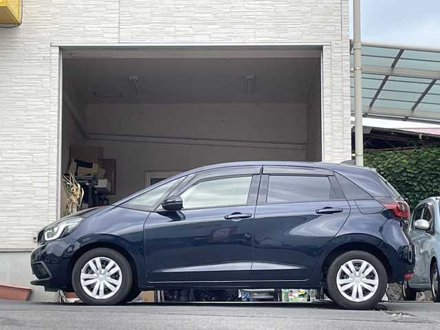 ホンダ フィット e:HEVホーム 大分県 2022(令4)年 2.5万km ミッドナイトブルービームM 純正ナビ/フルセグTV/Bluetooth/純正フロアマット/純正ドラレコ/純正LEDヘッドライト/オートライト/社外ETC/コーナーセンサー/レーンキープアシスト/衝突被害軽減ブレーキ/バックカメラ/スマートキー/クルーズコントロール