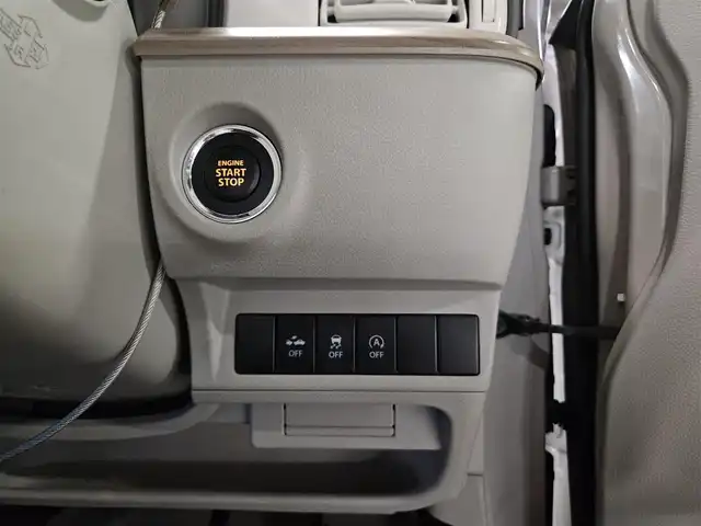 スズキ ラパン S 宮崎県 2017(平29)年 3.5万km フォーンベージュM ワンオーナー/純正8型ナビ/　(Bluetooth/CD/DVD)/フルセグTV/全方位モニター/横滑り防止装置/HIDヘッドランプ/オートライト/本革巻きステアリング/ステアリングスイッチ/前席シートヒーター/キーレスプッシュスタートシステム/禁煙車