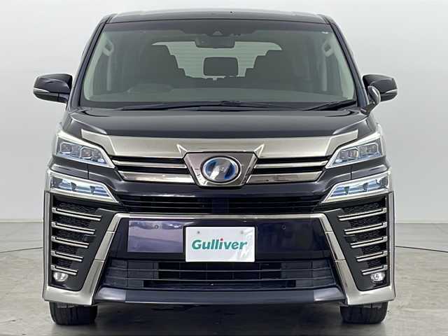 トヨタ ヴェルファイア ハイブリット ZR 道央・札幌 2019(平31)年 4.7万km スパークリングブラックパールクリスタルシャイン ・4WD/・JBLサウンドシステム/・純正ナビ/・BT&CD&DVD&USB&AUX&フルセグTV/・バックカメラ/・両側パワースライドドア/・レザーシート/・前席パワーシート/・前席シートヒーター&ベンチレーション/・レーダークルーズコントロール/・パーキングアシスト/・電動パーキングブレーキ/・ブレーキホールド/・ドアミラーヒーター/・AC100V/・1500W/・ビルトインETC2.0/・オートマチックハイビーム/・オートライト/・LEDヘッドライト&フォグ/・プッシュスタート/・スマートキー/・取扱説明書
