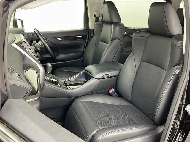 トヨタ ヴェルファイア ハイブリット ZR 道央・札幌 2019(平31)年 4.7万km スパークリングブラックパールクリスタルシャイン ・4WD/・JBLサウンドシステム/・純正ナビ/・BT&CD&DVD&USB&AUX&フルセグTV/・バックカメラ/・両側パワースライドドア/・レザーシート/・前席パワーシート/・前席シートヒーター&ベンチレーション/・レーダークルーズコントロール/・パーキングアシスト/・電動パーキングブレーキ/・ブレーキホールド/・ドアミラーヒーター/・AC100V/・1500W/・ビルトインETC2.0/・オートマチックハイビーム/・オートライト/・LEDヘッドライト&フォグ/・プッシュスタート/・スマートキー/・取扱説明書
