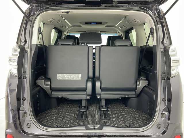 トヨタ ヴェルファイア ハイブリット ZR 道央・札幌 2019(平31)年 4.7万km スパークリングブラックパールクリスタルシャイン ・4WD/・JBLサウンドシステム/・純正ナビ/・BT&CD&DVD&USB&AUX&フルセグTV/・バックカメラ/・両側パワースライドドア/・レザーシート/・前席パワーシート/・前席シートヒーター&ベンチレーション/・レーダークルーズコントロール/・パーキングアシスト/・電動パーキングブレーキ/・ブレーキホールド/・ドアミラーヒーター/・AC100V/・1500W/・ビルトインETC2.0/・オートマチックハイビーム/・オートライト/・LEDヘッドライト&フォグ/・プッシュスタート/・スマートキー/・取扱説明書