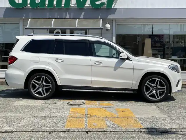 メルセデス・ベンツ ＧＬＳ３５０ｄ 神奈川県 2018(平30)年 4.5万km ダイヤモンドホワイト 純正COMANDナビ/　（Bluetooth・CD・USB）/フルセグTV/黒革シート/前席/2列目シートヒーター/前席パワーシート/サンルーフ/ハーマンカードンサウンドシステム/360°カメラ/レーダーセーフティパッケージ/ブラインドスポットモニター/パワーバックドア/LEDヘッドライト/純正21インチAW/ルーフレール/前方ドラレコ/スマートキー×2/保証書/取扱説明書/R1.2.3.5記録簿有り