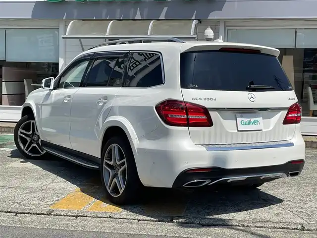 メルセデス・ベンツ ＧＬＳ３５０ｄ 神奈川県 2018(平30)年 4.5万km ダイヤモンドホワイト 純正COMANDナビ/　（Bluetooth・CD・USB）/フルセグTV/黒革シート/前席/2列目シートヒーター/前席パワーシート/サンルーフ/ハーマンカードンサウンドシステム/360°カメラ/レーダーセーフティパッケージ/ブラインドスポットモニター/パワーバックドア/LEDヘッドライト/純正21インチAW/ルーフレール/前方ドラレコ/スマートキー×2/保証書/取扱説明書/R1.2.3.5記録簿有り