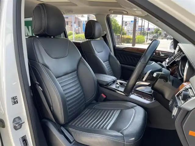 メルセデス・ベンツ ＧＬＳ３５０ｄ 神奈川県 2018(平30)年 4.5万km ダイヤモンドホワイト 純正COMANDナビ/　（Bluetooth・CD・USB）/フルセグTV/黒革シート/前席/2列目シートヒーター/前席パワーシート/サンルーフ/ハーマンカードンサウンドシステム/360°カメラ/レーダーセーフティパッケージ/ブラインドスポットモニター/パワーバックドア/LEDヘッドライト/純正21インチAW/ルーフレール/前方ドラレコ/スマートキー×2/保証書/取扱説明書/R1.2.3.5記録簿有り