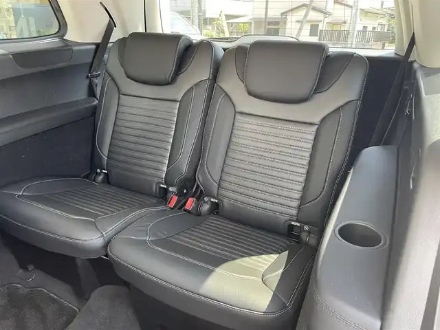 メルセデス・ベンツ ＧＬＳ３５０ｄ 神奈川県 2018(平30)年 4.5万km ダイヤモンドホワイト 純正COMANDナビ/　（Bluetooth・CD・USB）/フルセグTV/黒革シート/前席/2列目シートヒーター/前席パワーシート/サンルーフ/ハーマンカードンサウンドシステム/360°カメラ/レーダーセーフティパッケージ/ブラインドスポットモニター/パワーバックドア/LEDヘッドライト/純正21インチAW/ルーフレール/前方ドラレコ/スマートキー×2/保証書/取扱説明書/R1.2.3.5記録簿有り
