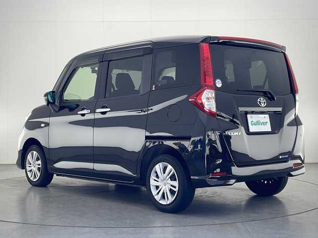 トヨタ ルーミー X 宮崎県 2022(令4)年 2.1万km ブラックマイカメタリック ・純正ディスプレイオーディオ AM/FM/フルセグTV/Bluetooth/・バックカメラ/・左側パワースライドドア/・プッシュスタート/・スマートキー/・衝突軽減ブレーキ/・レーンキープアシスト/・横滑り防止装置/・前後ドライブレコーダー/・ETC/・コーナーセンサー/・フォグランプ/・社外サブウーファー