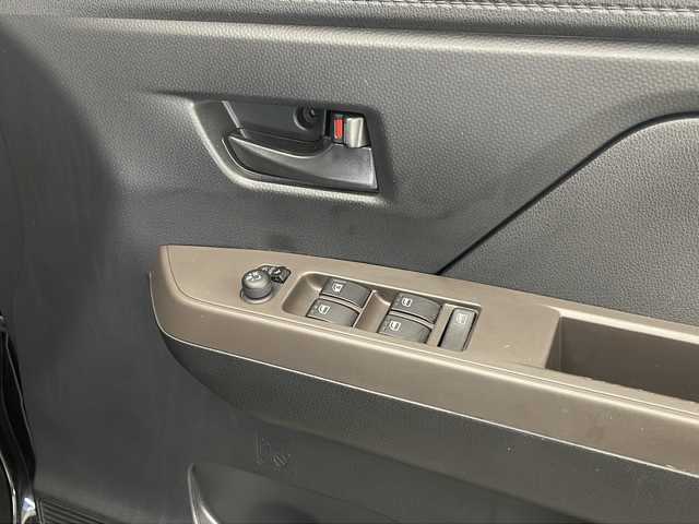 トヨタ ルーミー X 宮崎県 2022(令4)年 2.1万km ブラックマイカメタリック ・純正ディスプレイオーディオ AM/FM/フルセグTV/Bluetooth/・バックカメラ/・左側パワースライドドア/・プッシュスタート/・スマートキー/・衝突軽減ブレーキ/・レーンキープアシスト/・横滑り防止装置/・前後ドライブレコーダー/・ETC/・コーナーセンサー/・フォグランプ/・社外サブウーファー