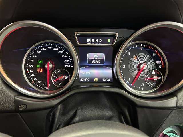 メルセデス・ベンツ ゲレンデヴァーゲン Ｇ３５０ｄ 千葉県 2017(平29)年 5.6万km タンザナイトブルー ラグジュアリーパッケージ　/サンルーフ　/純正ナビ　/バックカメラ　/ACC　/BSM　/黒革　/シートヒーター　/パワーシート　/h/kサウンド　/キセノンヘッドライト　/オートライト　/ドライブレコーダー　/純正18インチAW　/ETC