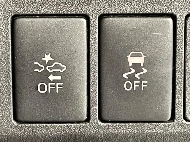 ダイハツ ウェイク X SA 愛知県 2015(平27)年 7.7万km ブラックマイカメタリック 社外メモリナビ（AVN-Z04i）/・AM/FM/CD/DVD/Bluetooth/・フルセグテレビ/衝突軽減ブレーキ/片側パワースライド/ETC/LEDヘッドライト/純正14インチアルミホイル/オートエアコン/オートライト/プッシュスタートボタン/スマートキー/フロアマット/保証書/取扱説明書