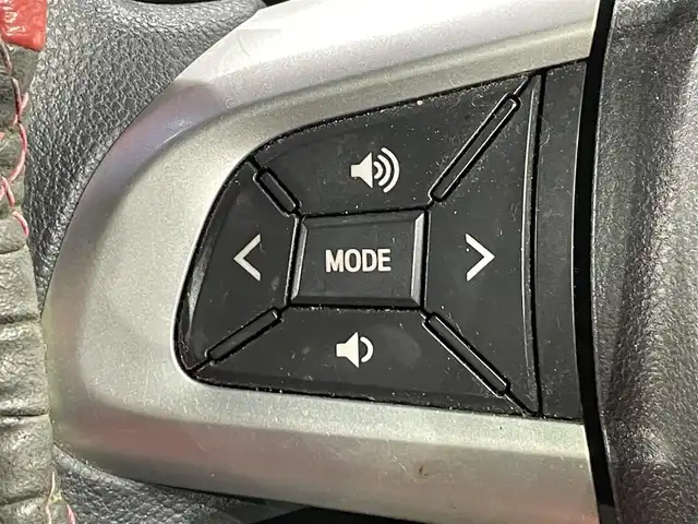 ダイハツ ウェイク X SA 愛知県 2015(平27)年 7.7万km ブラックマイカメタリック 社外メモリナビ（AVN-Z04i）/・AM/FM/CD/DVD/Bluetooth/・フルセグテレビ/衝突軽減ブレーキ/片側パワースライド/ETC/LEDヘッドライト/純正14インチアルミホイル/オートエアコン/オートライト/プッシュスタートボタン/スマートキー/フロアマット/保証書/取扱説明書