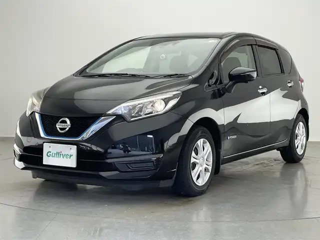 日産 ノート e－パワー X 愛知県 2017(平29)年 7.8万km スーパーブラック 純正ナビ　全方位カメラ　スマートルームミラー　禁煙車　Ｂｌｕｅｔｏｏｔｈ　フルセグＴＶ　ＤＶＤ再生　ＥＴＣ　前後ドラレコ　衝突軽減　ＨＩＤオートライト　レーンキープ　純正フロアマット　プッシュスタート