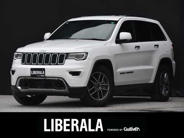 クライスラー・ジープ ジープ グランドチェロキー LTD 和歌山県 2021(令3)年 5.1万km 白 黒革 /CarPlay /ACC /ナビ /Bカメ /TV /エアサス/前後ドラレコ  /オートテールゲート /衝突軽減ブレーキ /レーンセンス /BSM /ベンチレーション /シートヒーター /パワーシート /スマートキー /パドルシフト /HIDライト /ETC/取扱説明書/保証書