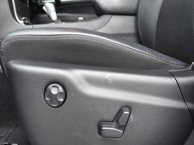 クライスラー・ジープ ジープ グランドチェロキー LTD 和歌山県 2021(令3)年 5.1万km 白 黒革 /CarPlay /ACC /ナビ /Bカメ /TV /エアサス/前後ドラレコ  /オートテールゲート /衝突軽減ブレーキ /レーンセンス /BSM /ベンチレーション /シートヒーター /パワーシート /スマートキー /パドルシフト /HIDライト /ETC/取扱説明書/保証書