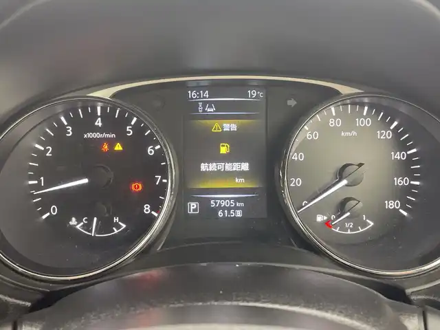 日産 エクストレイル 20X エマージェンシーブレーキ 群馬県 2016(平28)年 5.8万km ダイヤモンドブラック ワンオーナ－純正９型ナビ　フルセグ　アイドリングストップ　衝突被害軽減ブレーキ　レーンアシスト　オートライト　ＬＥＤヘットライト　電動格納ミラー　前方ドライブレコーダー　ＥＴＣ　スマートキー　禁煙車