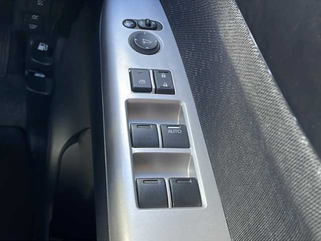 ホンダ Ｎ ＢＯＸ カスタム G ターボSSパッケージ 山口県 2016(平28)年 7.7万km プレミアムホワイトパールⅡ (株)IDOMが運営する【じしゃロン宇部店】の自社ローン専用車両になります。こちらは現金またはオートローンご利用時の価格です。自社ローンご希望の方は別途その旨お申付け下さい。/純正ナビ　/Ｂｌｕｅｔｏｏｔｈ　/バックモニター　/フルセグＴＶ　/ドライブレコーダー　/クルーズコントロール　/純正フロアマット　/純正アルミホイール　/シートヒーター　/横滑り防止装置　/キセノンヘッドライト　/ＥＴＣ