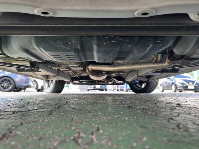 ダイハツ ウェイク G SA 愛知県 2015(平27)年 12.8万km パールホワイトⅢ /禁煙車//純正ナビ・フルセグTV/　(NMZP-W64D)//バックカメラ//ETC//前ドラレコ/　(ZDR-022)//スマートアシスト//低速域衝突回避支援ブレーキ//誤発進抑制制御//先行車発進お知らせ//両側パワースライドドア//後席サンシェード//LEDオートライト//プッシュスタート//ecoIDLE//電動格納ミラー//ISOFIX//ステアリングスイッチ//フォグランプ//純正ラバーフロアマット//純正ドアバイザー//取扱説明書/新車保証書//スペアキー×1