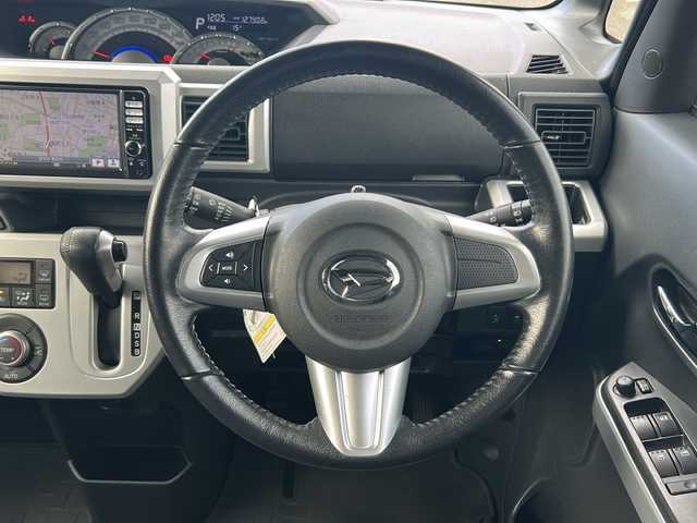 ダイハツ ウェイク G SA 愛知県 2015(平27)年 12.8万km パールホワイトⅢ /禁煙車//純正ナビ・フルセグTV/　(NMZP-W64D)//バックカメラ//ETC//前ドラレコ/　(ZDR-022)//スマートアシスト//低速域衝突回避支援ブレーキ//誤発進抑制制御//先行車発進お知らせ//両側パワースライドドア//後席サンシェード//LEDオートライト//プッシュスタート//ecoIDLE//電動格納ミラー//ISOFIX//ステアリングスイッチ//フォグランプ//純正ラバーフロアマット//純正ドアバイザー//取扱説明書/新車保証書//スペアキー×1