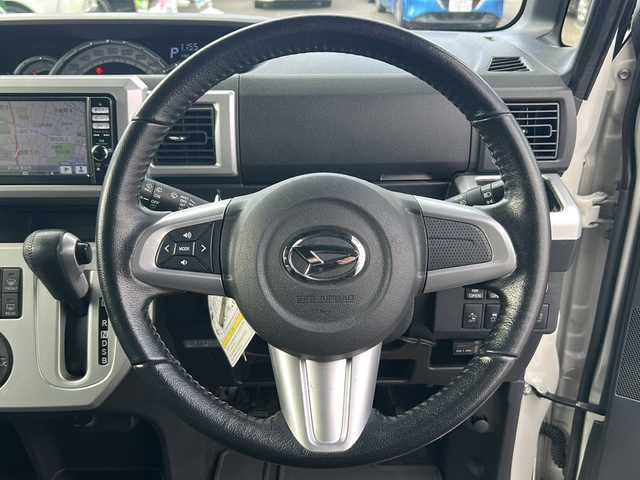 ダイハツ ウェイク G SA 愛知県 2015(平27)年 12.8万km パールホワイトⅢ /禁煙車//純正ナビ・フルセグTV/　(NMZP-W64D)//バックカメラ//ETC//前ドラレコ/　(ZDR-022)//スマートアシスト//低速域衝突回避支援ブレーキ//誤発進抑制制御//先行車発進お知らせ//両側パワースライドドア//後席サンシェード//LEDオートライト//プッシュスタート//ecoIDLE//電動格納ミラー//ISOFIX//ステアリングスイッチ//フォグランプ//純正ラバーフロアマット//純正ドアバイザー//取扱説明書/新車保証書//スペアキー×1