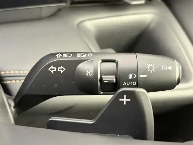 日産 セレナ ハイウェイスター V 愛知県 2023(令5)年 4.2万km ミディアムブルーメタリック 純正12.3インチナビ/アラウンドビューモニター/フルセグTV/フリップダウンモニター/プロパイロット/エマージェンシーブレーキ/ブラインドスポットワーニング/横滑り防止装置/ソナー機能/車線逸脱防止支援システム/オートライト/オートマチックハイビーム/LEDヘッドライト/LEDフォグランプ/インテリジェントルームミラー/後席サンシェード/ワイヤレス充電/両側パワースライドドア/ETC2.0/純正16インチアルミホイール/純正フロアマット/パドルシフト/プッシュスタート/スマートキー