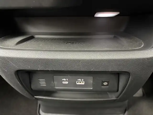 日産 セレナ ハイウェイスター V 愛知県 2023(令5)年 4.2万km ミディアムブルーメタリック 純正12.3インチナビ/アラウンドビューモニター/フルセグTV/フリップダウンモニター/プロパイロット/エマージェンシーブレーキ/ブラインドスポットワーニング/横滑り防止装置/ソナー機能/車線逸脱防止支援システム/オートライト/オートマチックハイビーム/LEDヘッドライト/LEDフォグランプ/インテリジェントルームミラー/後席サンシェード/ワイヤレス充電/両側パワースライドドア/ETC2.0/純正16インチアルミホイール/純正フロアマット/パドルシフト/プッシュスタート/スマートキー