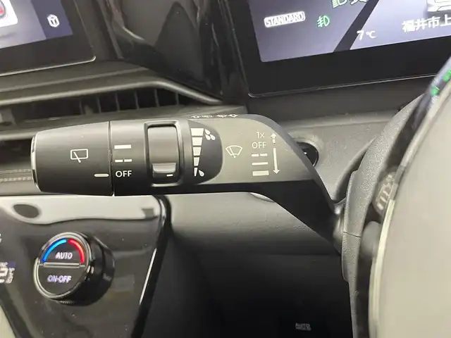 日産 セレナ ハイウェイスター V 福井県 2023(令5)年 4.2万km ミディアムブルーメタリック 純正12.3インチナビ/アラウンドビューモニター/フルセグTV/フリップダウンモニター/プロパイロット/エマージェンシーブレーキ/ブラインドスポットワーニング/横滑り防止装置/ソナー機能/車線逸脱防止支援システム/オートライト/オートマチックハイビーム/LEDヘッドライト/LEDフォグランプ/インテリジェントルームミラー/後席サンシェード/ワイヤレス充電/両側パワースライドドア/ETC2.0/純正16インチアルミホイール/純正フロアマット/パドルシフト/プッシュスタート/スマートキー