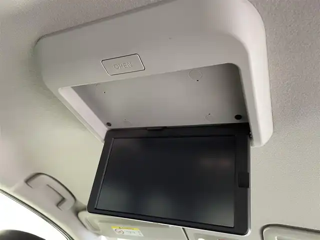 日産 セレナ ハイウェイスター V 福井県 2023(令5)年 4.2万km ミディアムブルーメタリック 純正12.3インチナビ/アラウンドビューモニター/フルセグTV/フリップダウンモニター/プロパイロット/エマージェンシーブレーキ/ブラインドスポットワーニング/横滑り防止装置/ソナー機能/車線逸脱防止支援システム/オートライト/オートマチックハイビーム/LEDヘッドライト/LEDフォグランプ/インテリジェントルームミラー/後席サンシェード/ワイヤレス充電/両側パワースライドドア/ETC2.0/純正16インチアルミホイール/純正フロアマット/パドルシフト/プッシュスタート/スマートキー