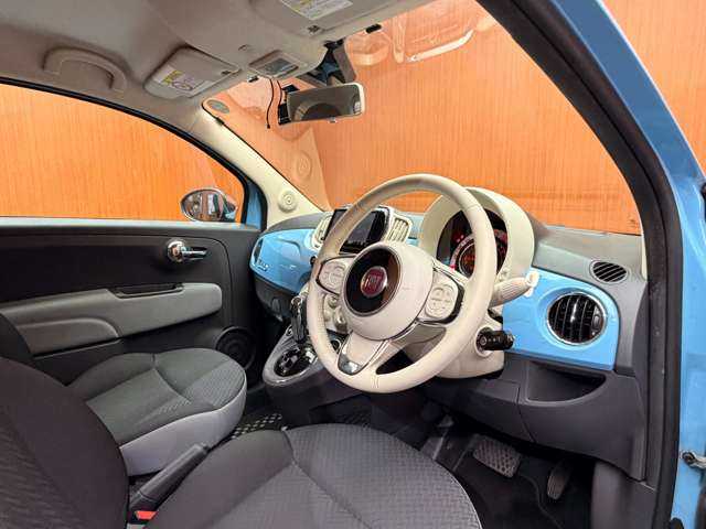 フィアット ５００ ツインエア ポップ 千葉県 2017(平29)年 4.6万km ブルーヴォラーレ 後期モデル　/ナビ　/ＴＶ　/バックカメラ　/Ｂｌｕｅｔｏｏｔｈ接続　/シェブロンストライプファブリックシート　/アイボリーエアコンパネル　/キーレス　/アイドリングストップ　/１オーナー　/ドラレコ　/ＥＴＣ