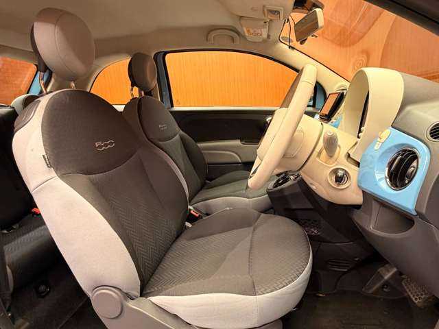 フィアット ５００ ツインエア ポップ 千葉県 2017(平29)年 4.6万km ブルーヴォラーレ 後期モデル　/ナビ　/ＴＶ　/バックカメラ　/Ｂｌｕｅｔｏｏｔｈ接続　/シェブロンストライプファブリックシート　/アイボリーエアコンパネル　/キーレス　/アイドリングストップ　/１オーナー　/ドラレコ　/ＥＴＣ