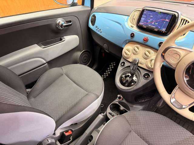 フィアット ５００ ツインエア ポップ 千葉県 2017(平29)年 4.6万km ブルーヴォラーレ 後期モデル　/ナビ　/ＴＶ　/バックカメラ　/Ｂｌｕｅｔｏｏｔｈ接続　/シェブロンストライプファブリックシート　/アイボリーエアコンパネル　/キーレス　/アイドリングストップ　/１オーナー　/ドラレコ　/ＥＴＣ