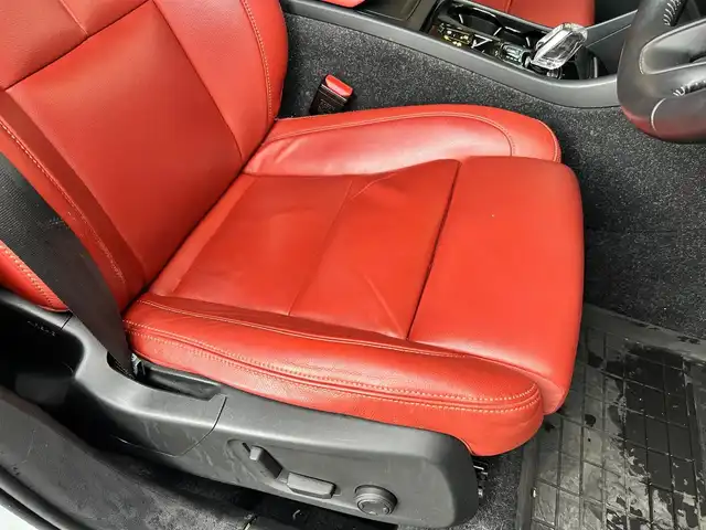 ボルボ ＸＣ４０ 富山県 2019(平31)年 5.6万km パール 純正HDDナビ/フルセグTV/AM/FMラジオ/Bluetooth接続/App-conect/D/N席シートヒーター/D/N席パワーシート/ステアリングヒーター/バックカメラ/360°カメラ/パワーバックドア/ACC/コーナーセンサー/レーンキープアシスト/パーキングセンサー/ブラインドスポットモニター/コーナリングライト/衝突軽減/ETC