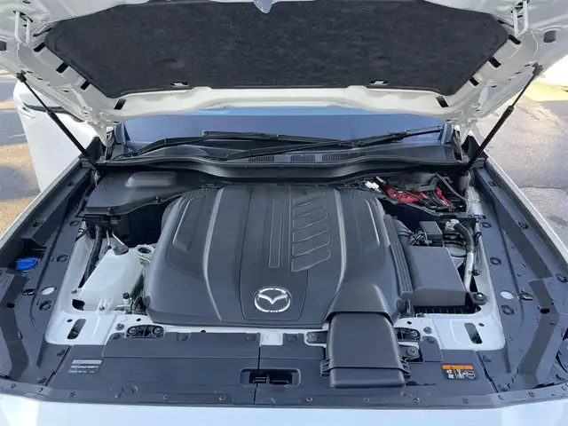 マツダ ＣＸ－６０ XD エクスクルーシブモード 群馬県 2023(令5)年 5.7万km ロジウムホワイトプレミアムメタリック 安全装備/・衝突軽減ブレーキ/・コーナーセンサー/・クルーズコントロール/・ブラインドスポットモニター/・レーンキープアシスト/・オートライト/・オートハイビーム/・横滑り防止/・SOSコール/メーカー純正ナビ/・AM/FM/フルセグTV/・Bluetooth/HDMI/・USB（タイプC2個）/360°ビューモニター/LEDヘッドライト/LEDフォグランプ/前席パワーシート/前席シートヒーター/前席エアシート/シートメモリー/パワーバックドア/オートホールド/電子パーキング/ETC/純正フロアマット/純正20インチアルミホイール/スマートキー/プッシュスタート