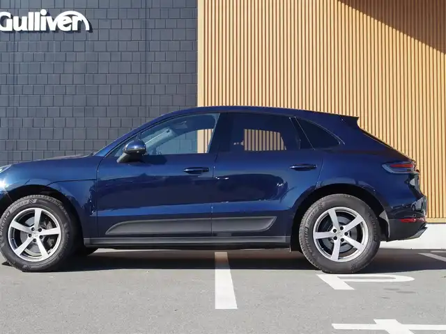 ポルシェ マカン 埼玉県 2019(令1)年 4.6万km ナイトブルーメタリック ポルシェ・エントリードライブ/純正メモリナビ（AppleCarPlay、Bluetooth）/360°カメラ/ハーフレーザーシート/パワーシート/パワーバックドア/コーナーセンサー/LEDヘッドライト/純正18インチアルミホイール