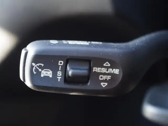 ポルシェ マカン 埼玉県 2019(令1)年 4.6万km ナイトブルーメタリック ポルシェ・エントリードライブ/純正メモリナビ（AppleCarPlay、Bluetooth）/360°カメラ/ハーフレーザーシート/パワーシート/パワーバックドア/コーナーセンサー/LEDヘッドライト/純正18インチアルミホイール